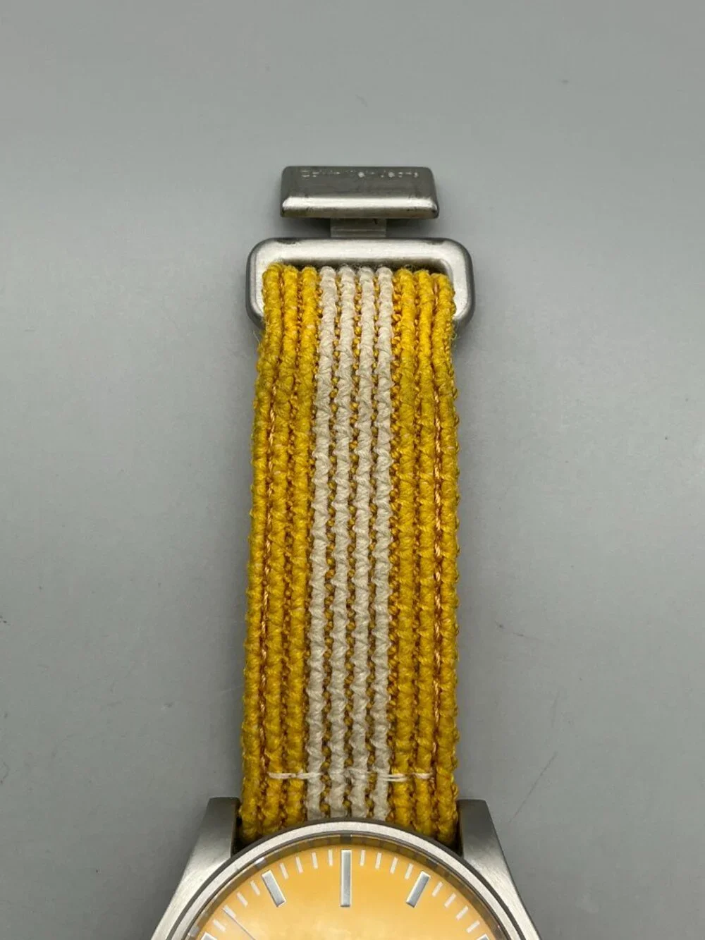 Calvin Klein Jeans Commerce Root Mens Watch Silver Tone Yellow New Battery